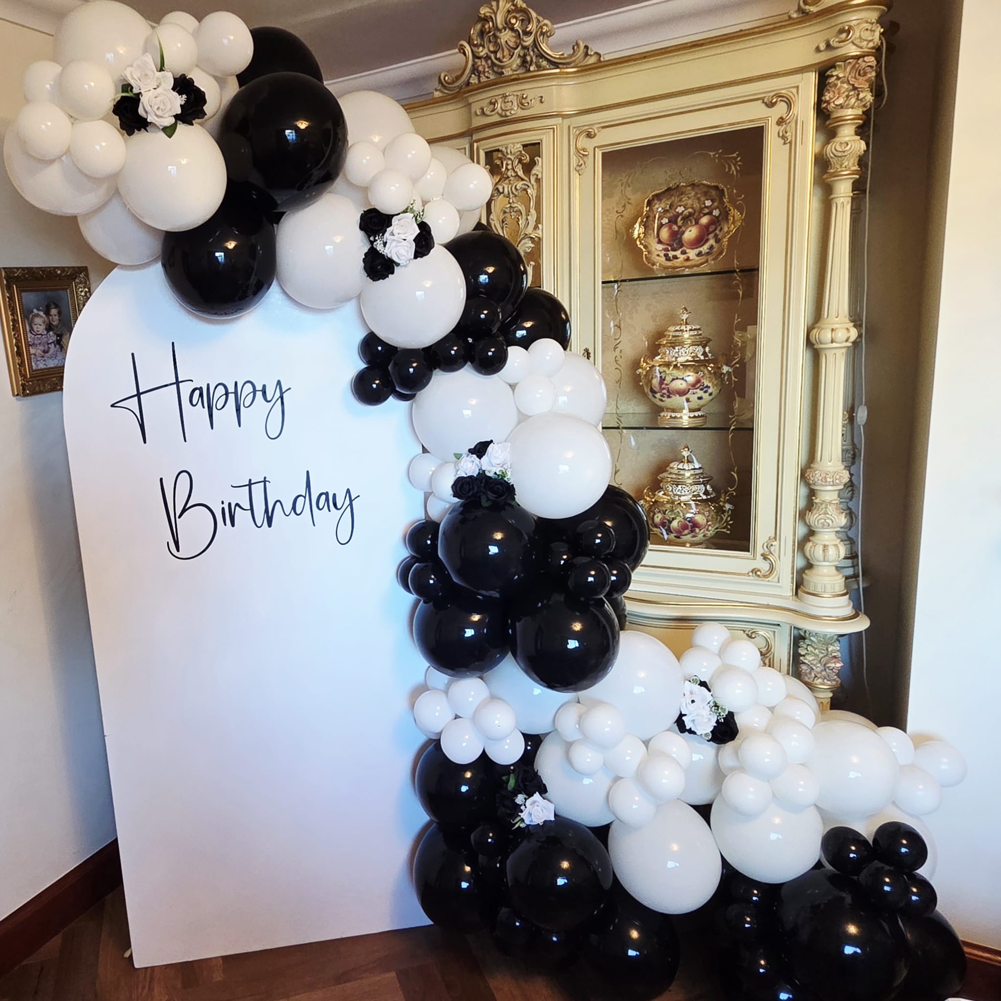 Personalised Sailboard Backdrop Hire & Custom Balloon Display - Image 5